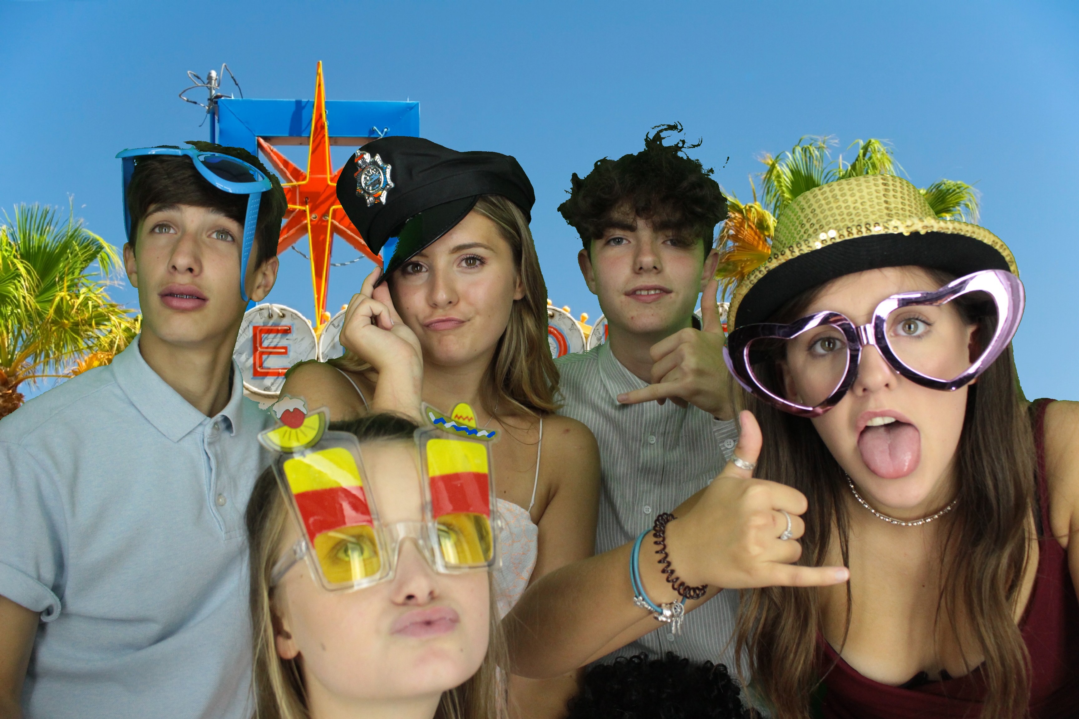 Scott & Tammy's Wedding | View more photos from the event at gallery.myphotoboothexperience.co.uk/u/MyPhotoBoothExperienceLtd/Scott-Tammys-Wedding
